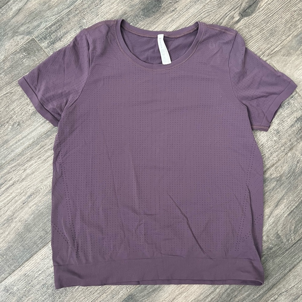 Athleta vented purple short sleeve shirt size large
